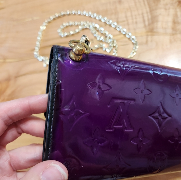 Louis Vuitton Wallet - Picture 5 of 9